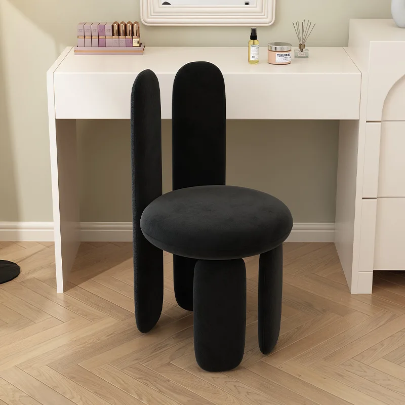 كرسي أنيق وعصري لغرفة النوم ال - مراجعة Bedroom Furniture وسعره